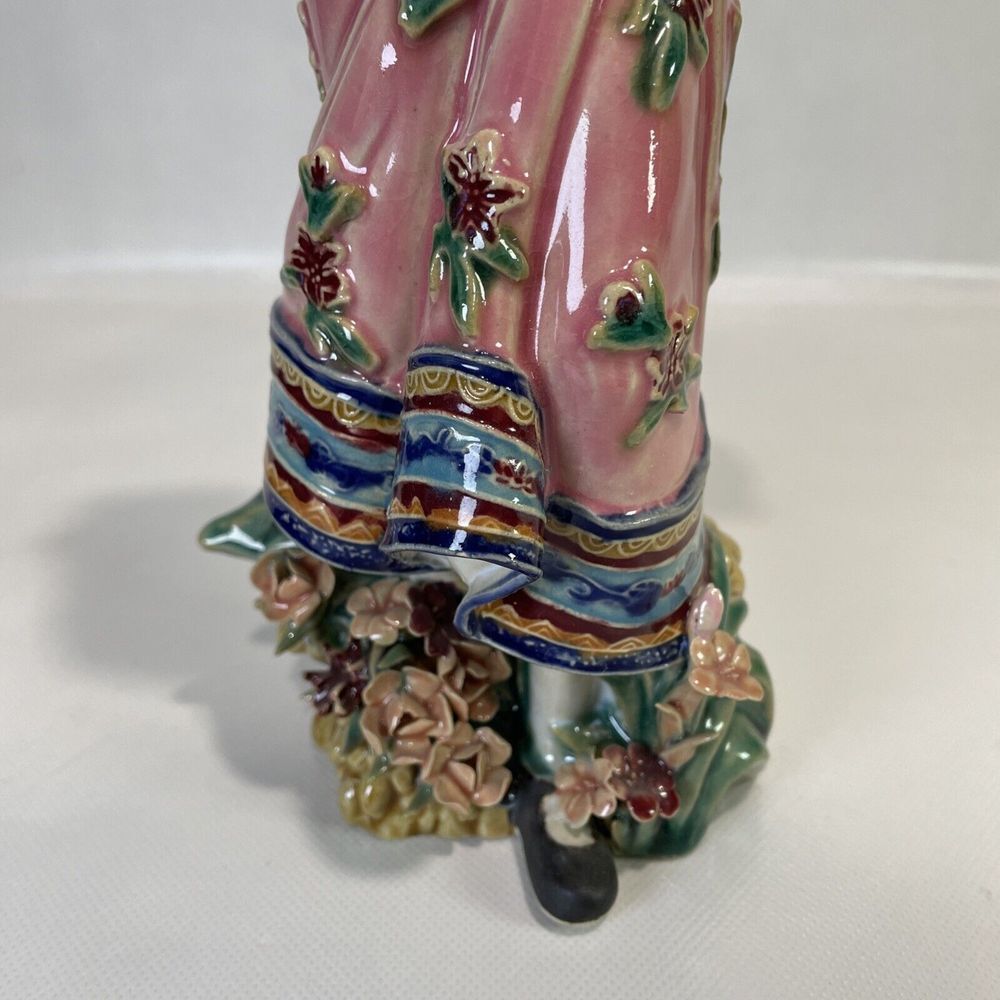 12" Chinese Wucai‎ Porcelain Pottery Belle Girl Lady Basket Flower Figurine Read - Picture 4 of 11